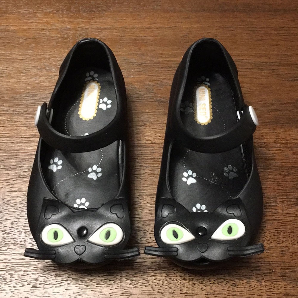 Mini SED Cat Soft Jelly Sandals. Infant Size 6